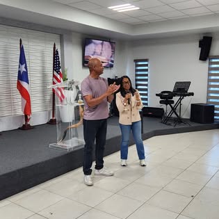 Ministrando en el servicio